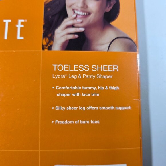 Vassarette BodyCurves Toeless Sheer Lycra Leg & Panty Shaper Medium Nude Hosiery - Picture 6 of 6